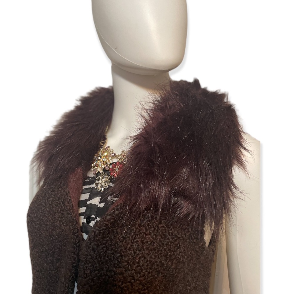 Ann Taylor Loft Blackberry faux fur collar sweater vest - Picture 3 of 5